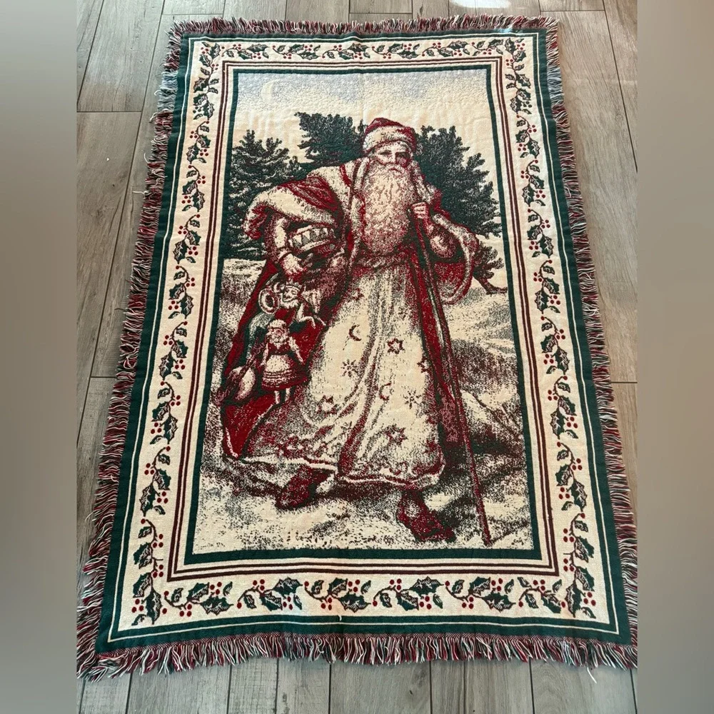 Vintage Santa Tapestry Throw Blanket 47x70 Reversible Fringe Christmas